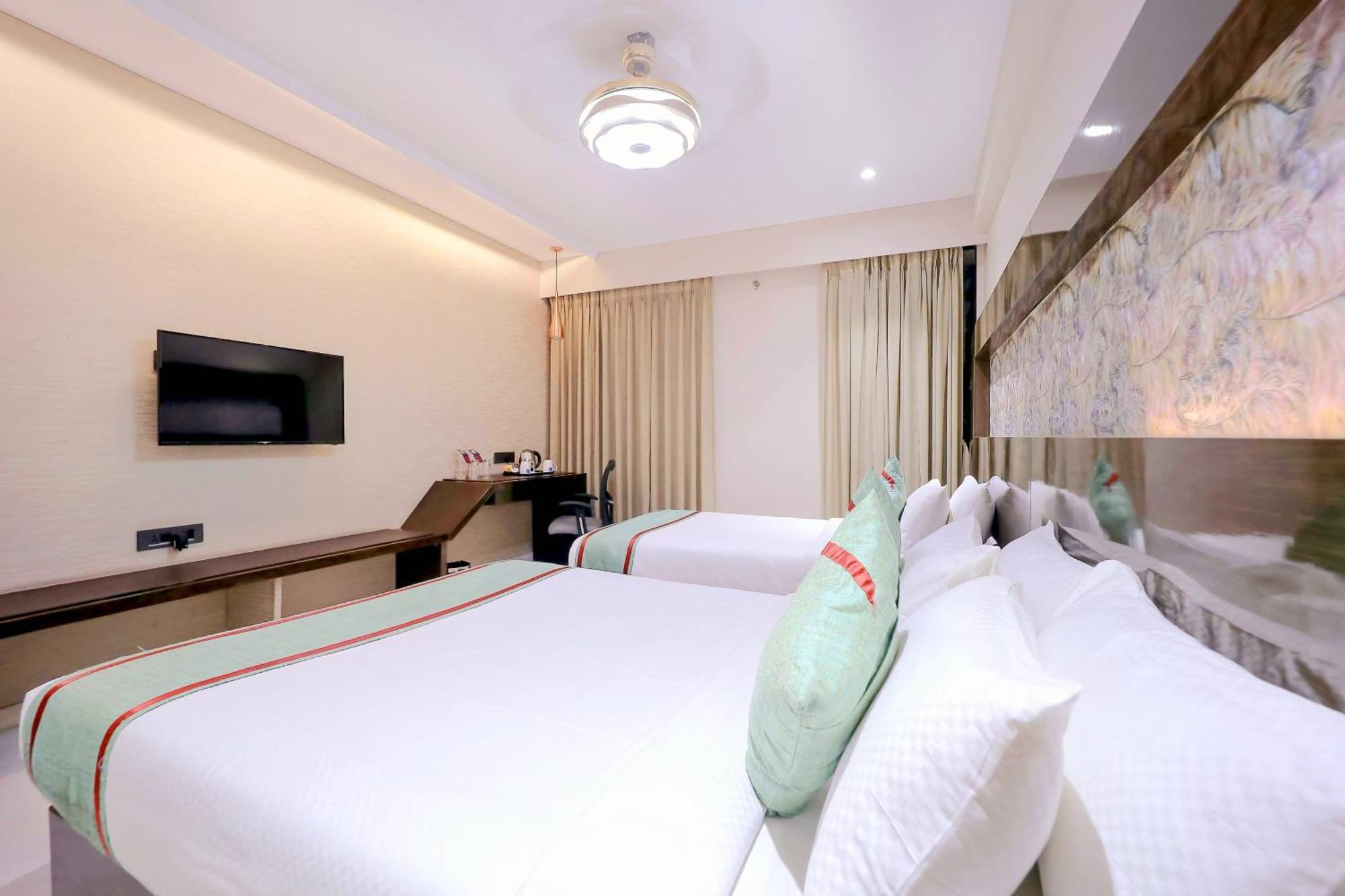 ניו דלהי Hotel Ramida Plaza At Delhi Airport מראה חיצוני תמונה
