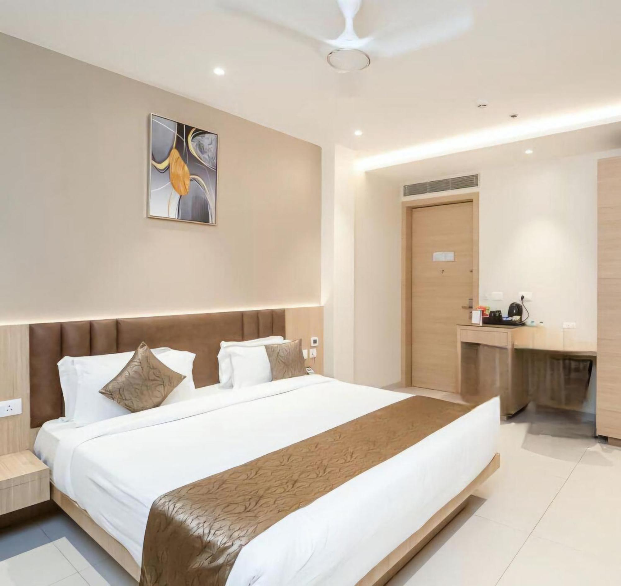 ניו דלהי Hotel Ramida Plaza At Delhi Airport מראה חיצוני תמונה